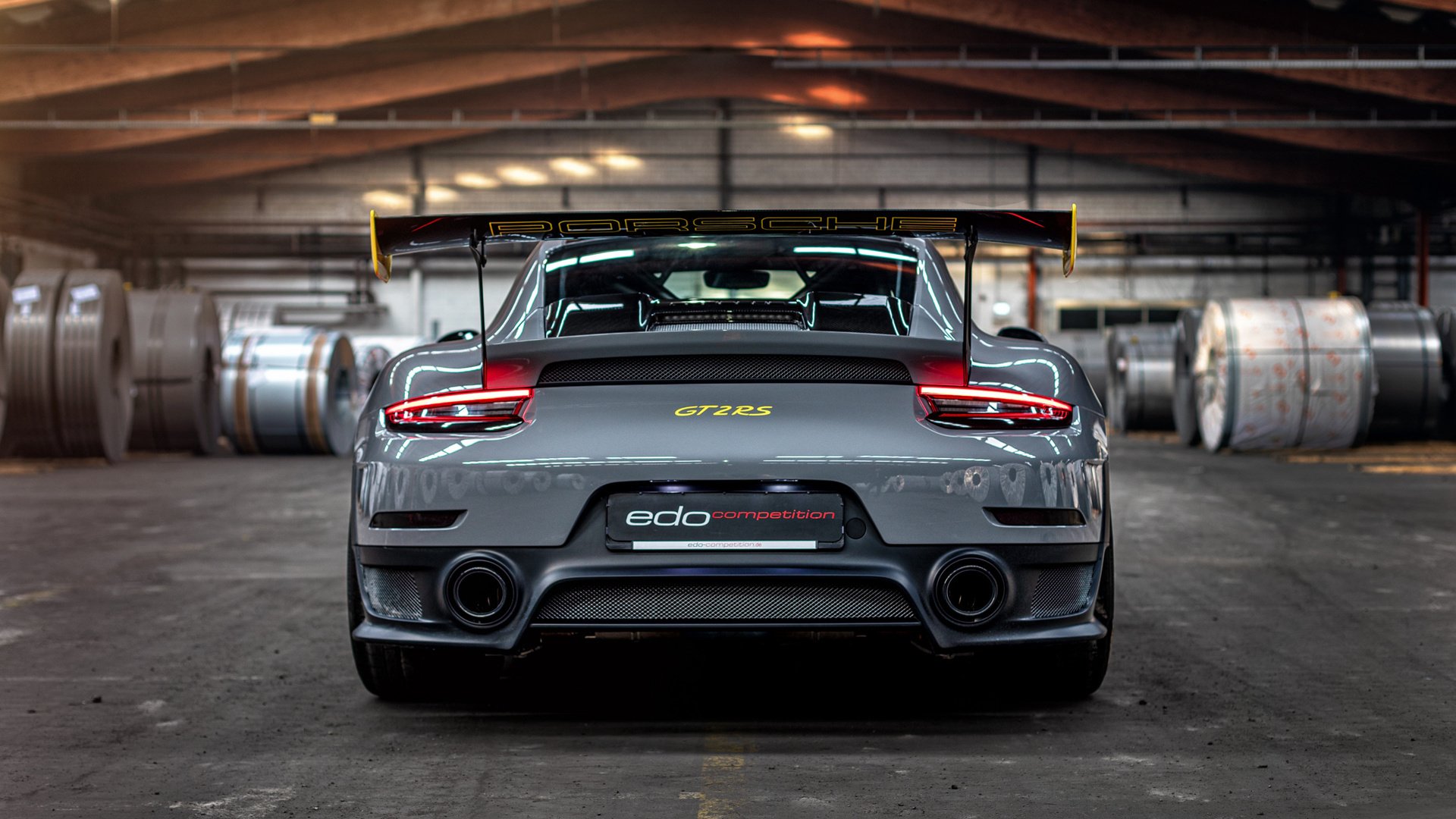 JIU YOU GAME-_快船在主场迎战劲敌，奋勇拼搏_，快船主场叫啥