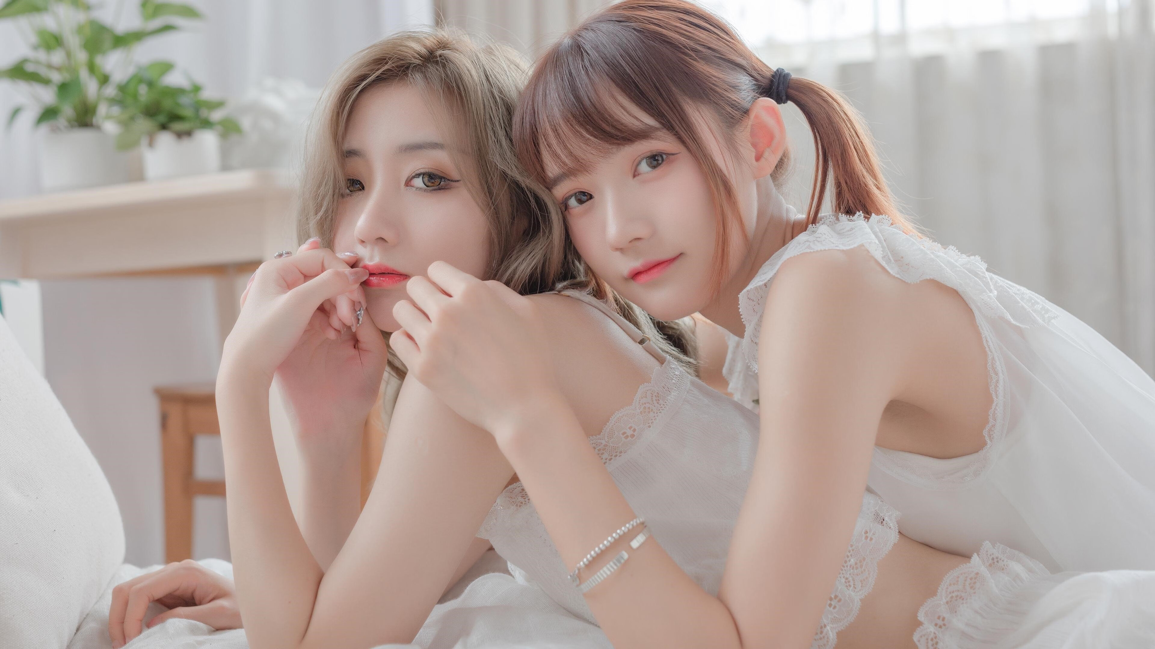 女足国家队新教练上任,首次亮相发布会引关注,现任国家女足教练