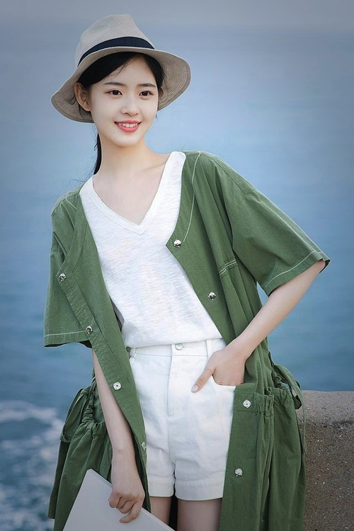 清水彰人和江村美咲担任日本代表团开幕式旗手。,清水美奈个人资料