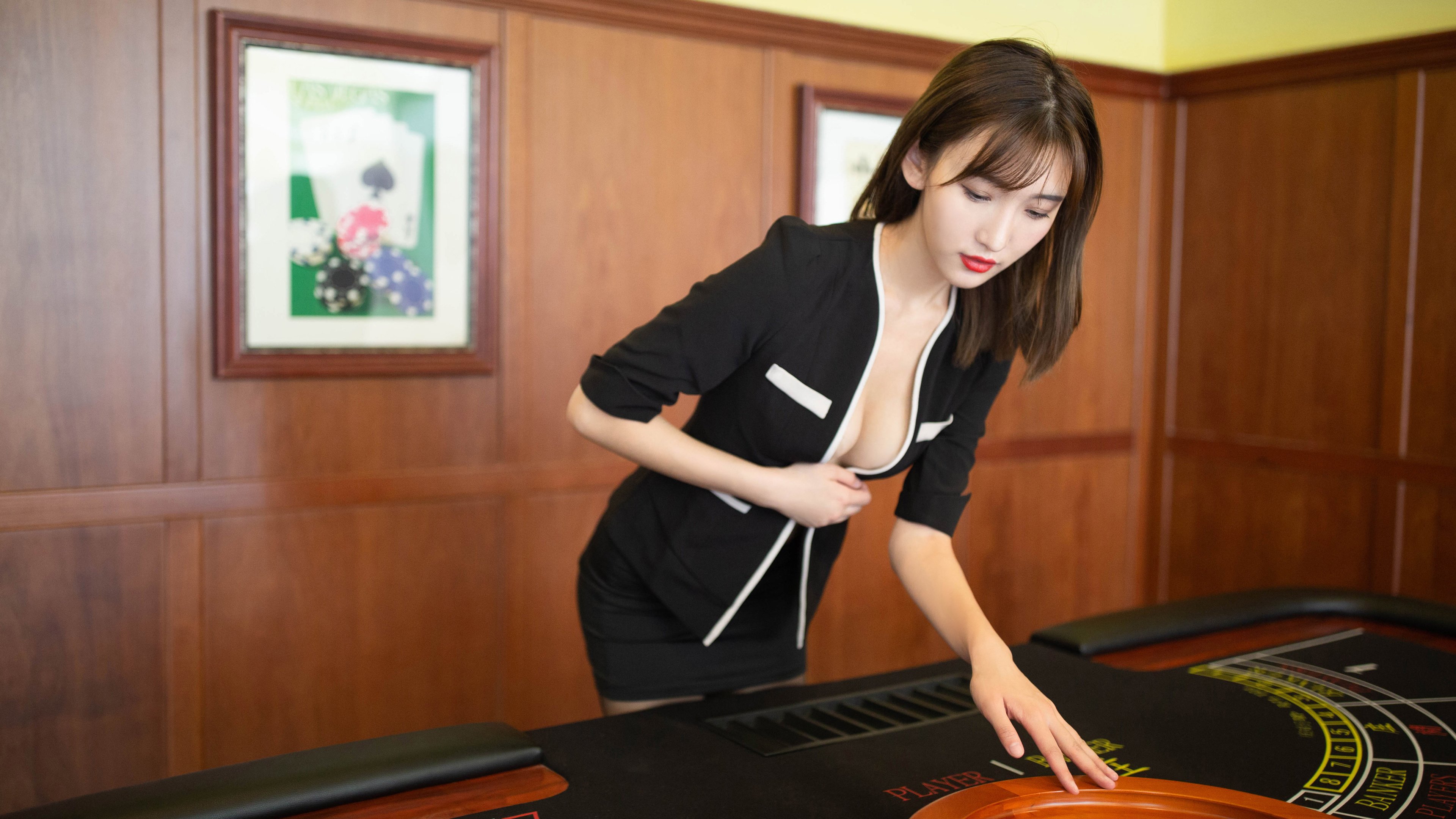 顶级战队的秘密训练营:探索背后的策略与纪律,lol秘密战队