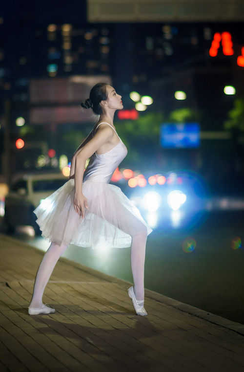 JiuyouAPP下载-广东宏远豪取胜利，积分榜再添三分，广东宏远赛程安排